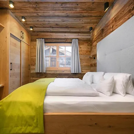 Alpehytte Chalet With A Sauna